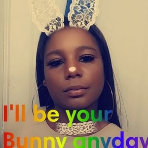 Meet your Posher, Quenisha